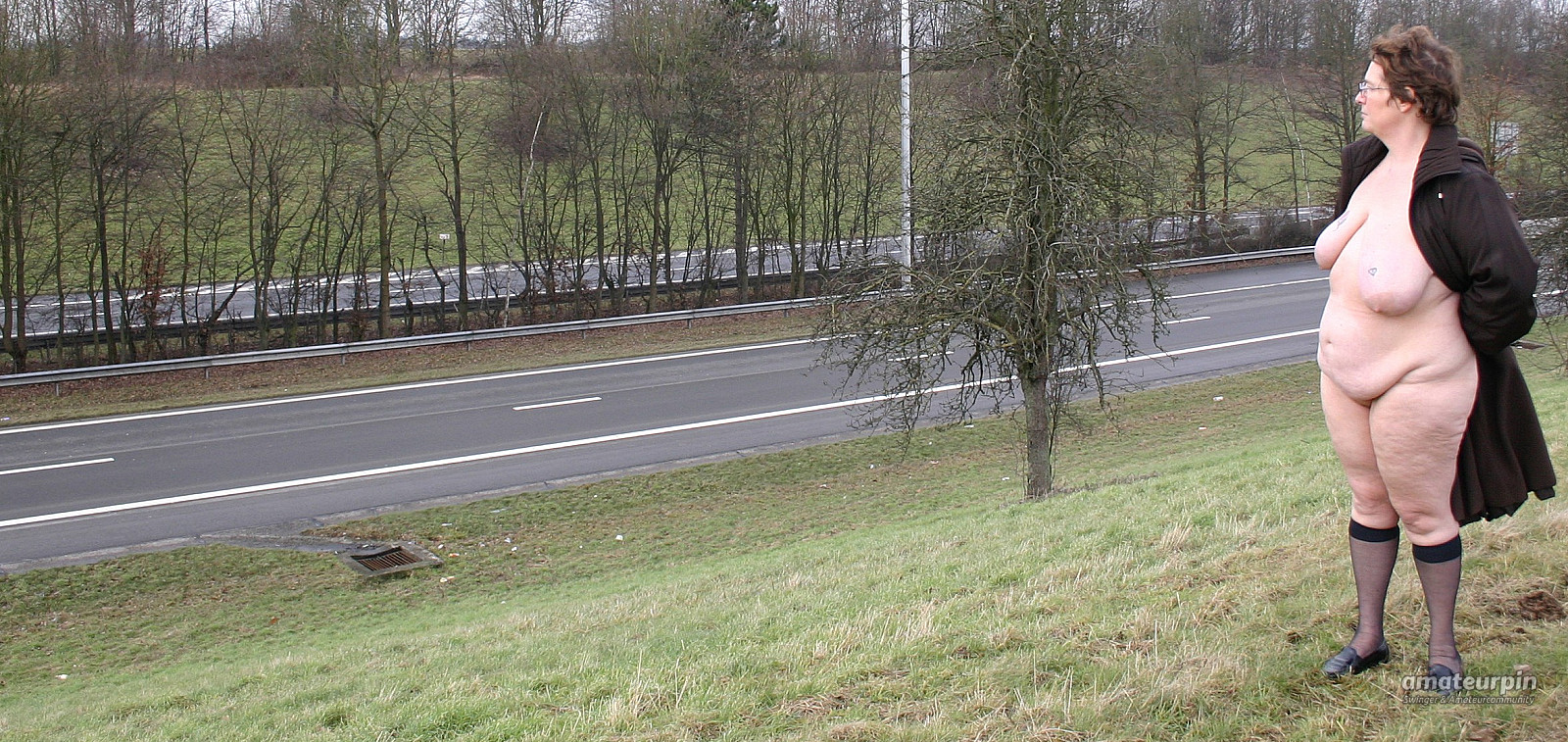 Le long d'une autoroute Galeriebild