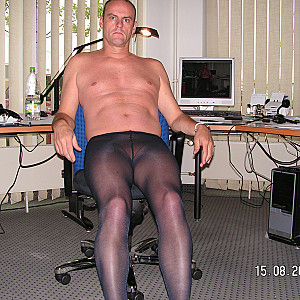 fshmarc in pantyhose gallery image