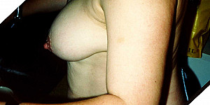 Ihre Brüste .. First Thumb Image