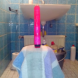 Dildo verwöhnt meinen Arsch Galerie