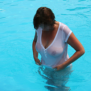 Wet T-shirt gallery image