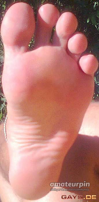 my feets gallery image