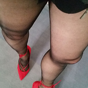 Red Heels Galeriebild