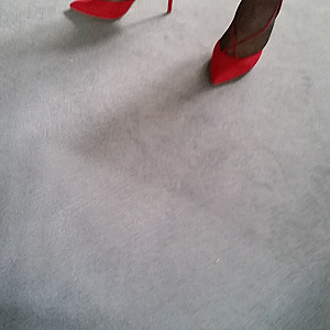 Red Heels Galeriebild