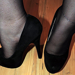 Nylons & High Heels Galerie