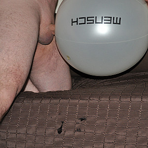 First image of jrlatex's Gallery - me with a rubberball part 2