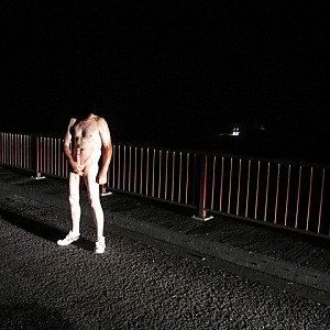 First image of talog's Gallery - wanking outdoor