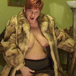 FETISH - masturbating in FUR COAT gallery image