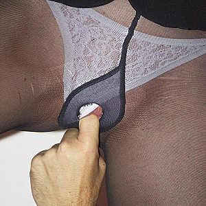 Nylons + Strumpfhosen Galeriebild