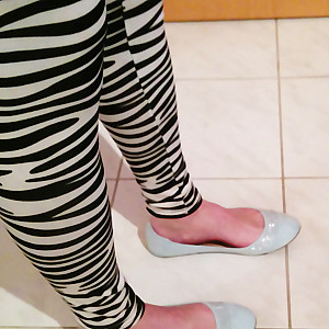 Neue Zebra Leggings Galeriebild