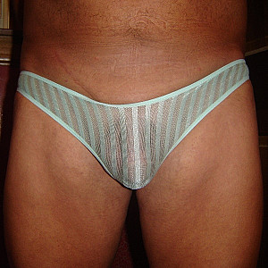 Little blue panties. Galeriebild