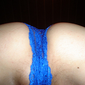 Blaues Spitzenpanty und BH Galeriebild