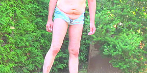 Hot pants 3 First Thumb Image