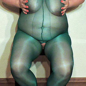 tits ass and cunt in green gallery image