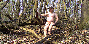 55Paul55  Nackt im Wald. First Thumb Image