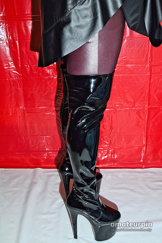 Black extreme plateau tight high boots gallery image