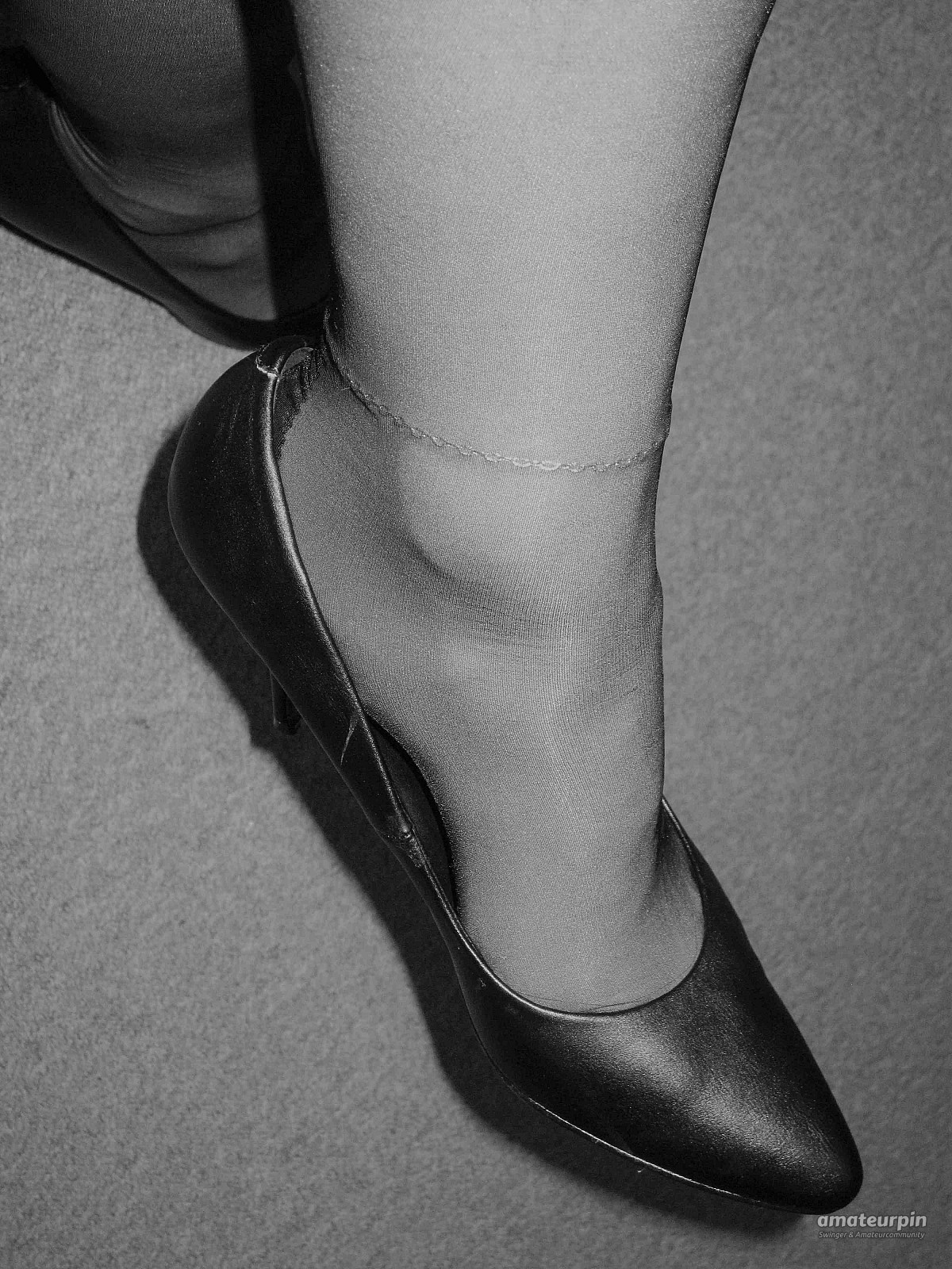 Vintage Nylons gallery image