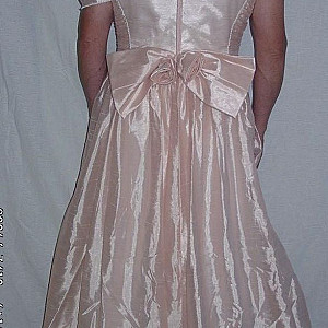 ich im Kleid Galeriebild