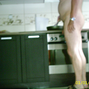 First image of matze1962's Gallery - Nude cooking