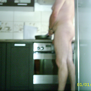 Nude cooking gallery image