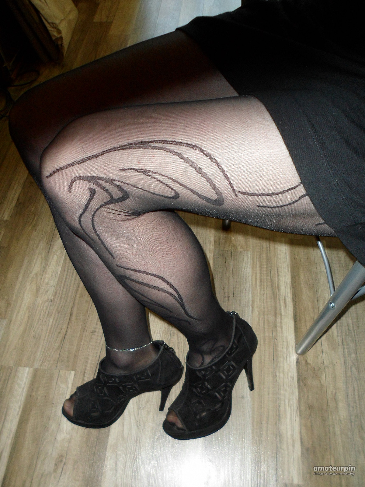 Tribal nylons gallery image