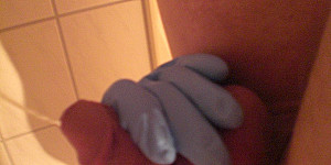 gummihand First Thumb Image