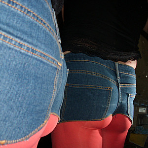 First image of popopipilover's Gallery - My hotpants, my arse