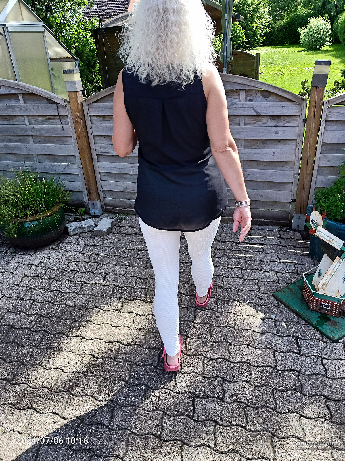 In Leggings von hinten ☺️ Galeriebild