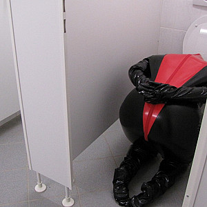 Anna as a toilet in latex ... gallery image