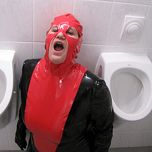 Anna as a toilet in latex ... gallery image