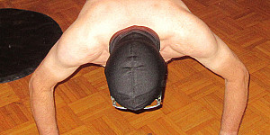 Sklave in der Folterkammer 02 First Thumb Image
