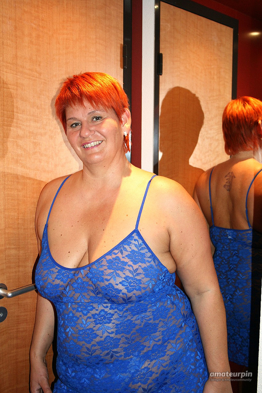 Posing in Blue ... gallery image