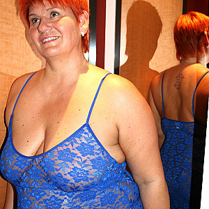 Posing in Blue ... gallery image