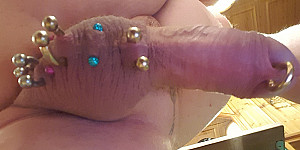 2 neue Piercings am Sack First Thumb Image