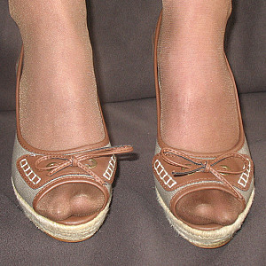 Beige Peeptoe Galerie