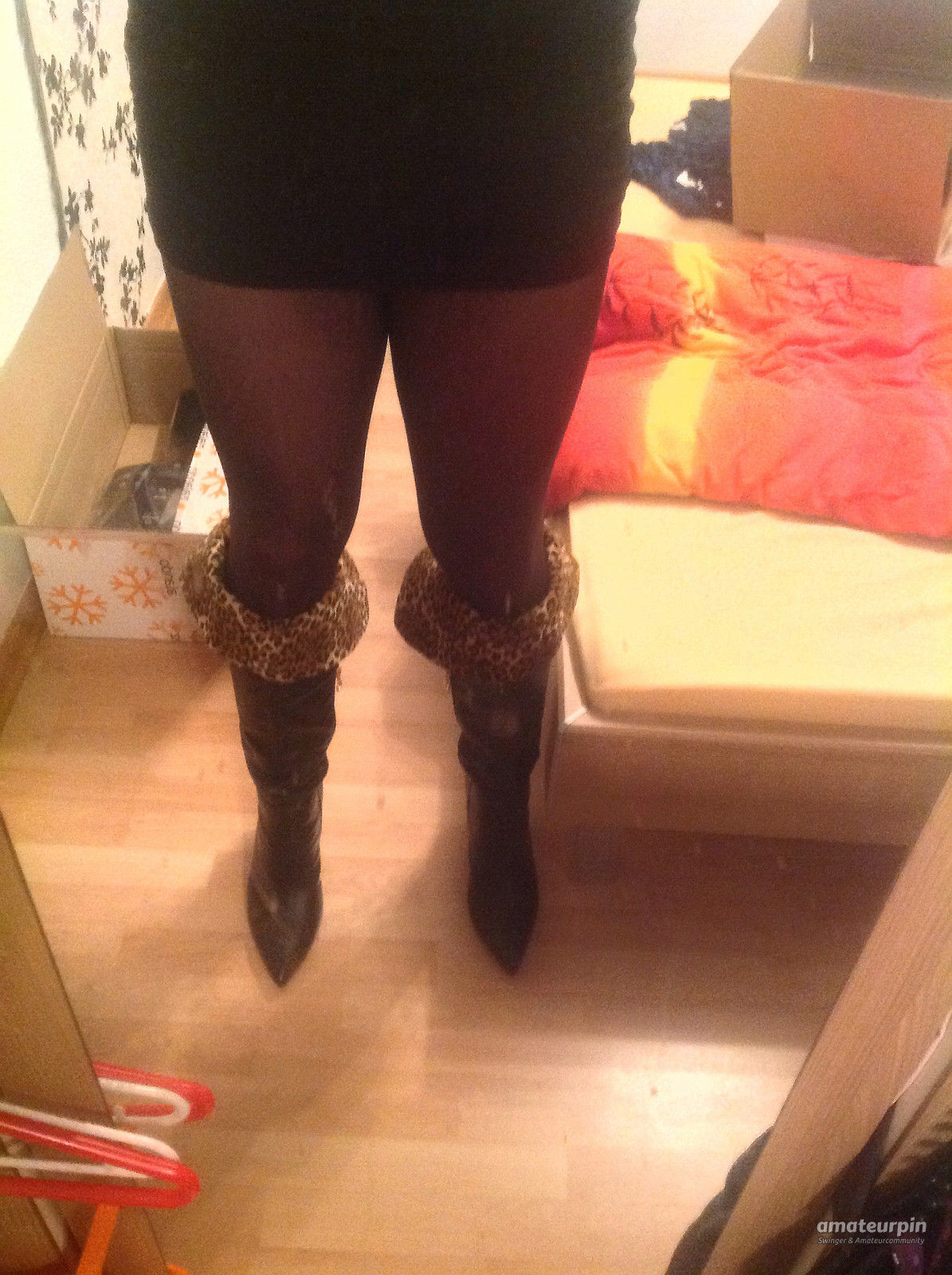 horny boots and a pantyhose gallery image