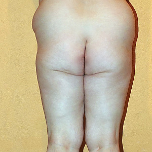 Nackt in Heels mit heißen Möhrenfick Galerie