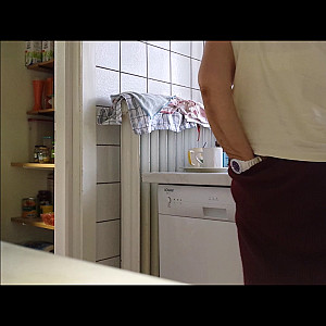 First Image Of fickpaar53's Video - rubbing cunt in the kitchen