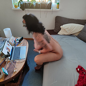 Cam Chat Action Galeriebild