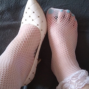First image of WishGirl's Gallery - white highheels and white netsocks