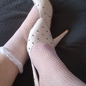 white highheels and white netsocks gallery image