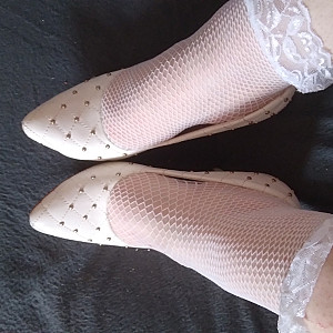 white highheels and white netsocks gallery image