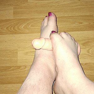 Sexy feet gallery image