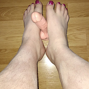 Sexy feet gallery image