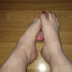 Sexy feet gallery image