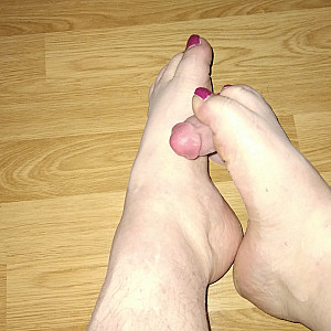 Sexy feet gallery image