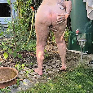 P.Girls Outdoor Dusche Galeriebild