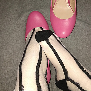 Pinke High Heels und Strümpfe 2 Galeriebild
