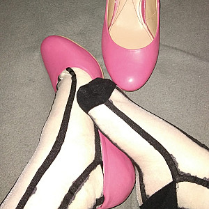 Pinke High Heels und Strümpfe 2 Galeriebild