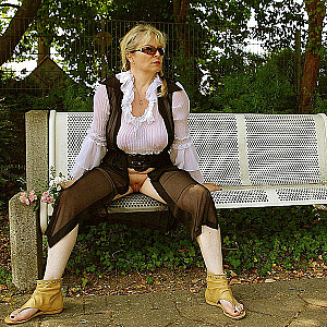 A slightly frivolous autumn walk gallery image